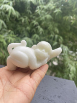 Xian specialty Lantian jade natural living zodiac monkey handle piece Fulu ornaments Terracotta Warriors and Horses the same style