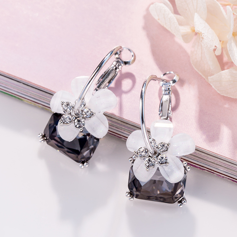 Flowers Earrings Female Korea Temperament Superior Atmospheric Net Red Ear Pendant 2022 2021 wave 2021