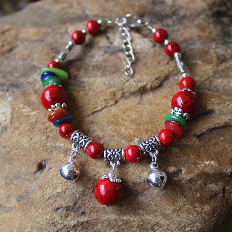 Yunnan Characteristics Bell Ringer Hand Strings Ethnic Wind Handmade Ornaments Retro Ben Life Red Pine Stone Handmade Female QSL023