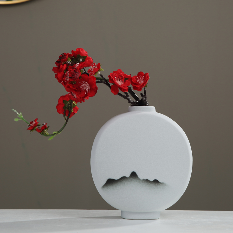 The New Chinese ink painting zen vase is placed between the sitting room porch TV cabinet table flower arranging example ceramic decoration