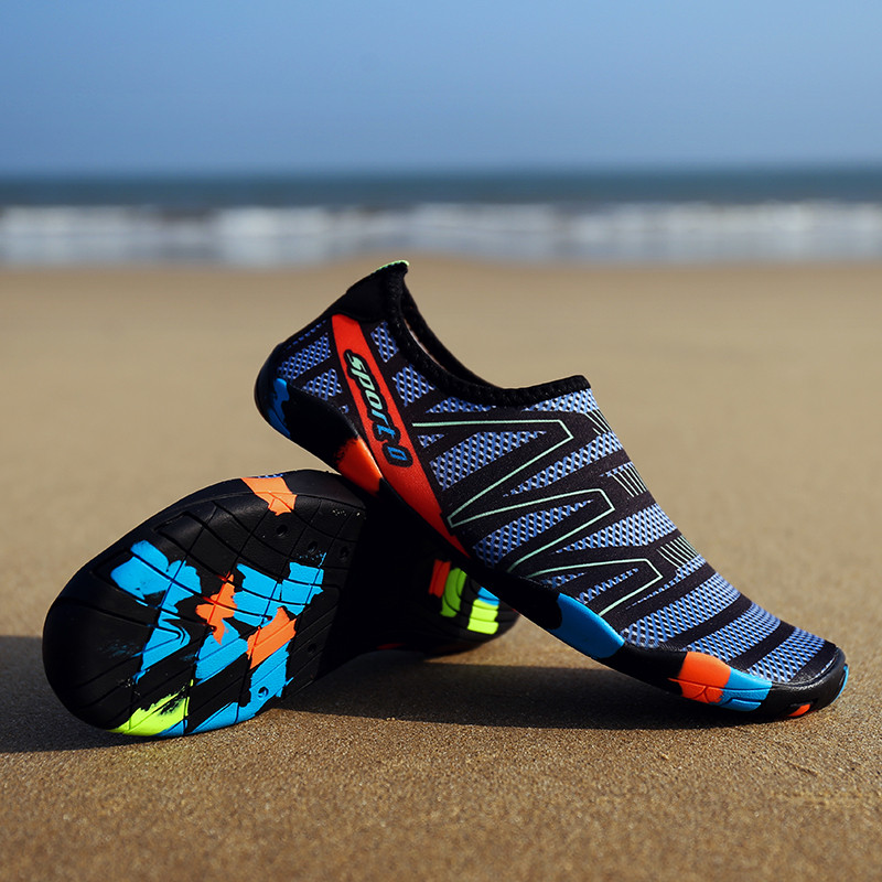 Beach socks set shoes for men and women diving snorkeling children involved in water Anadromous swimming shoes Soft shoes Anti-slip anti-cut barefoot sticking skin shoes