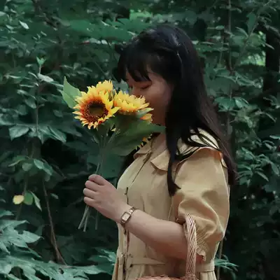 Sunflower simulation bouquet high-end hand-made fake flower ornaments hand-held Flower picnic mat photo decoration flower arrangement big flower arrangement