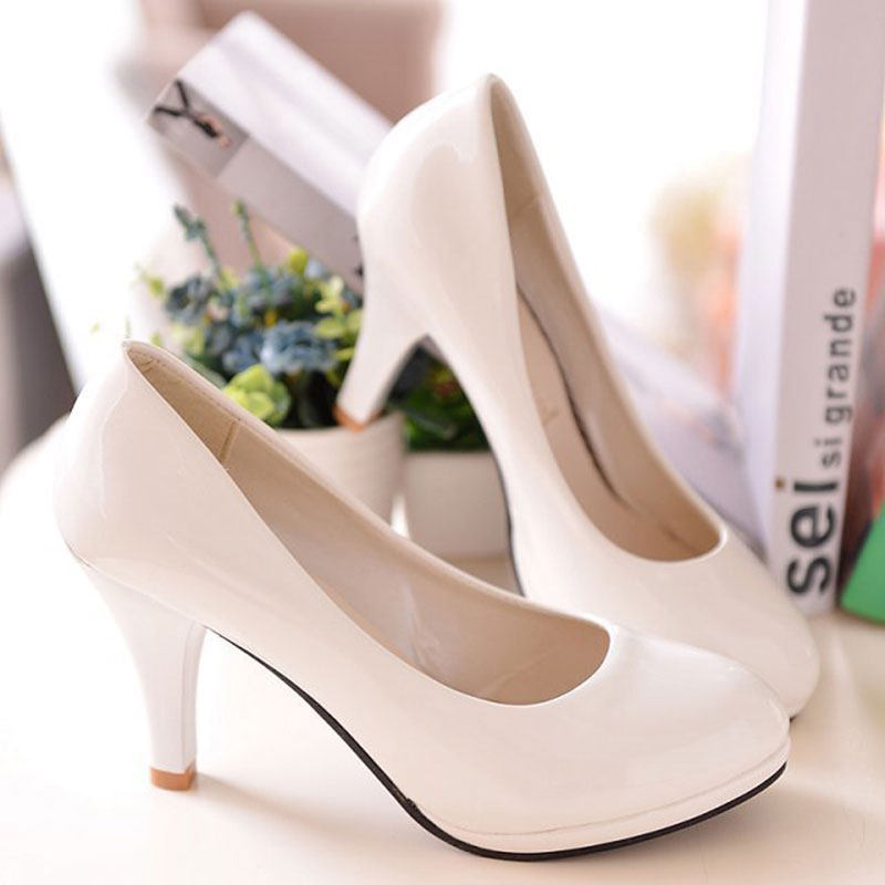 2022 Summer and American New fashion Fashion Positive Dress Women Shoes Fine Heel Pro Ol Mono Shoes Black High Heels White Shoes