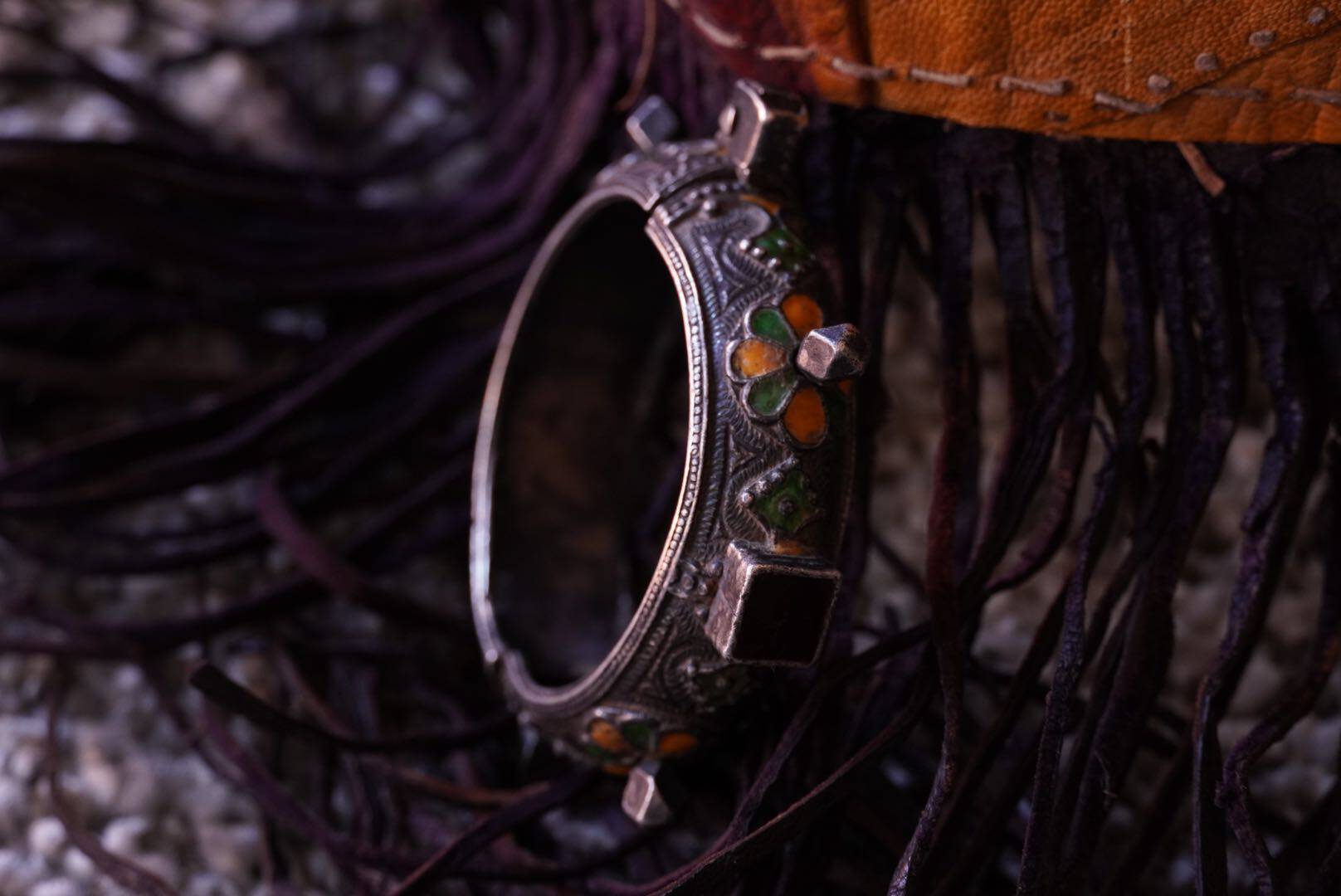 North Africa Moroccan Sahara antique old silver old glazed enamel Berber nomad bracelet