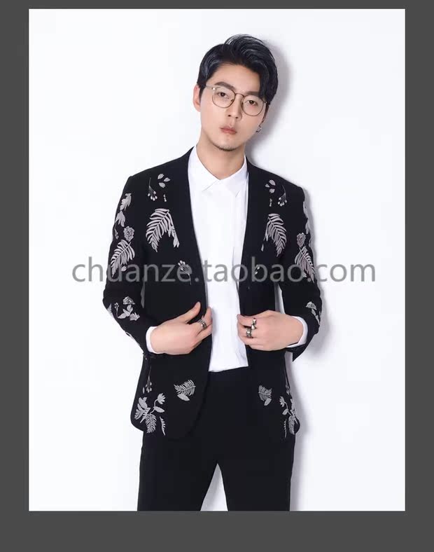 Bộ đồ thêu hoa nặng tay 2018 phong cách Anh thời trang cá tính trẻ trung phù hợp với hai bộ thủy triều áo khoác nam