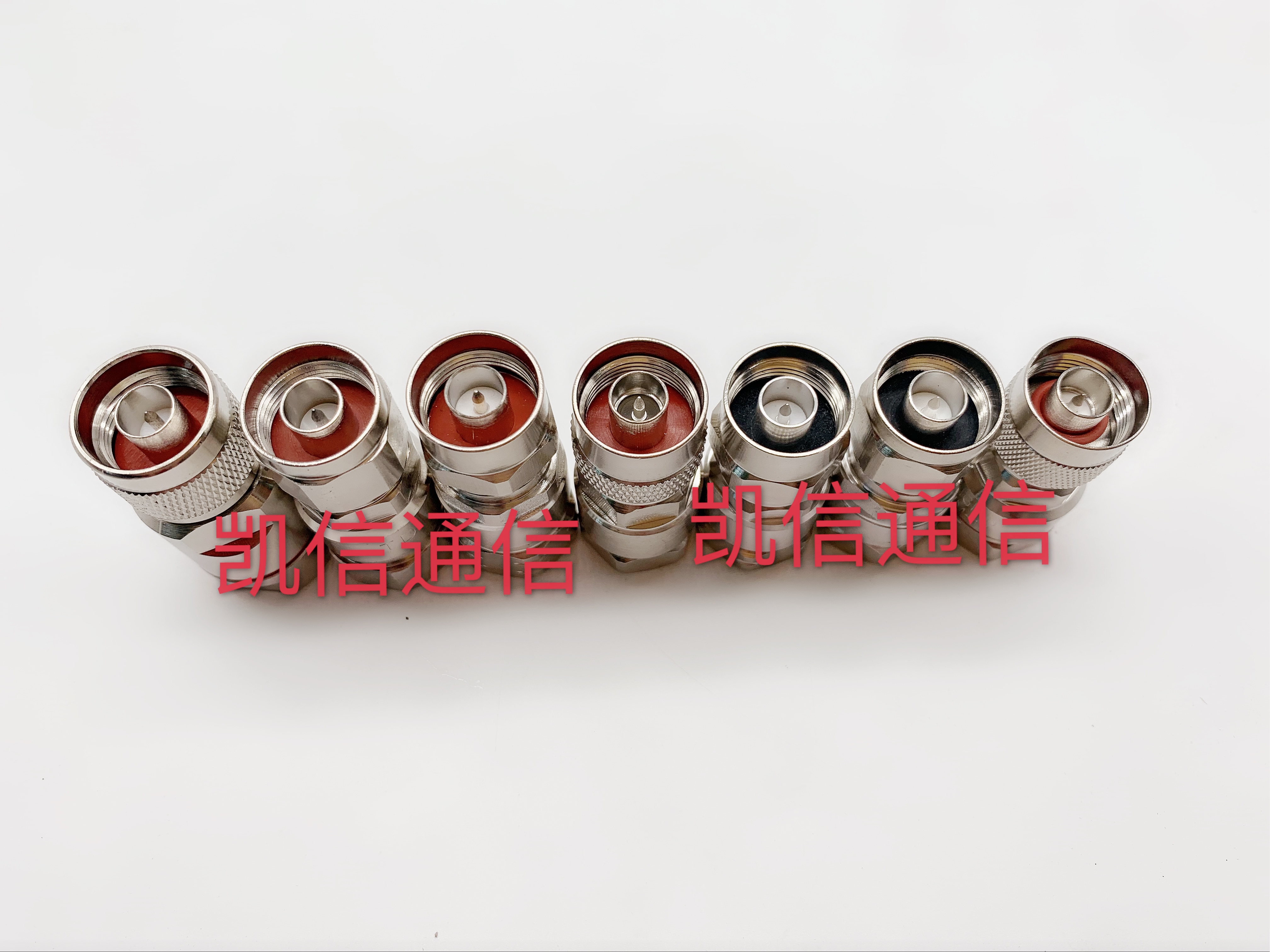 亨鑫中天NJ-1/2馈线接头：通信界的隐形英雄，揭秘50-12馈线接头的秘密！