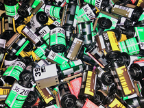 ZACKSHAO] Empty cassette film box film shell can be used for sub-packaging decoration(random not pick)