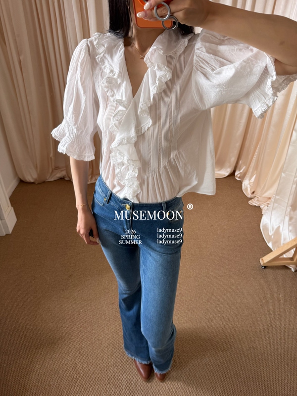 3.26Musemoon｜French Lace White Shirt, Vintage Gentle Style Top, Slimming and Elegant Commuter Shirt