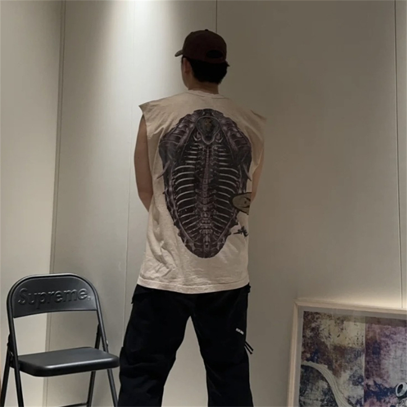 Travis Scott American Street Hip-Hop Niche Retro Vintage Short-Sleeve T-Shirt Men's Vest Tee Travis Scott American Street Hip-Hop Niche Retro Vintage Short-Sleeve T-Shirt Men's Vest Tee