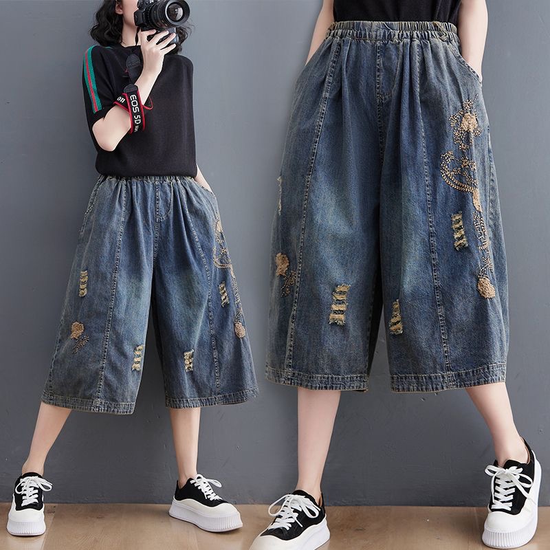 Plus-Size Women's Denim Wide-Leg Pants, 2026 Summer New Style, Loose Fit, Slimming, Elastic Waist, Embroidered, Ripped, Cropped Pants for Women