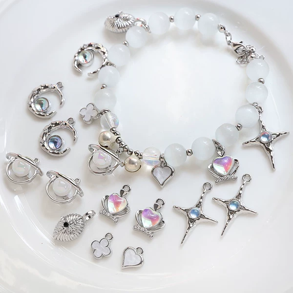 Товары от 小美女淘淘吧