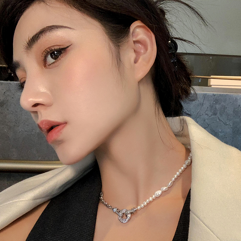 BOONEE Stitching chain OT buckle diamond-studded freshwater pearl collarbone necklace light luxury niche ins necklace female fashion