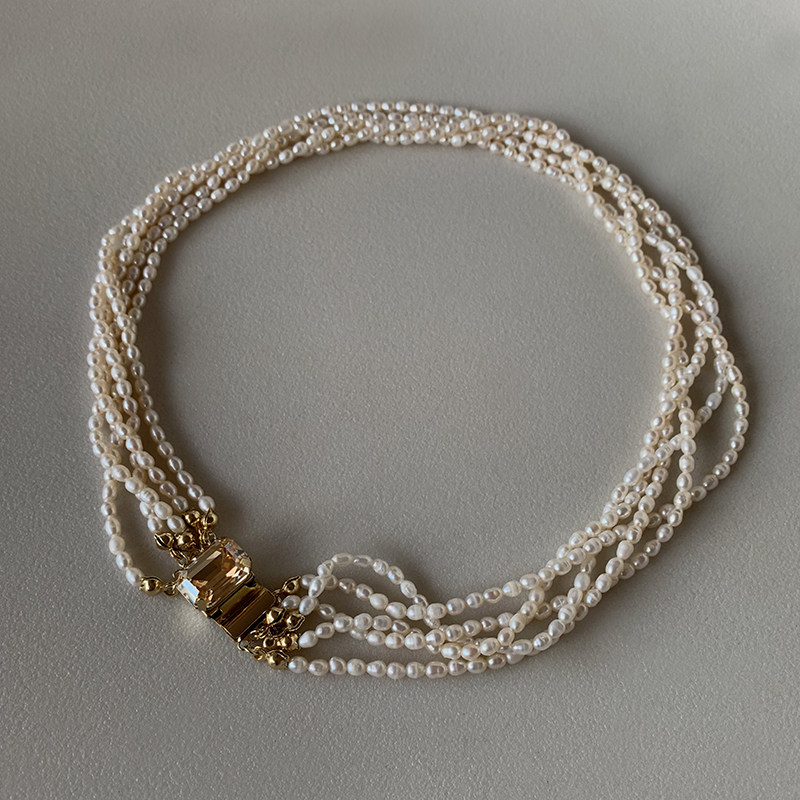 BOONEE Retro Champagne Gem Buckle Multi-layer Natural Freshwater Pearl Short Necklace Fashion Temperament Clavicle Chain Female