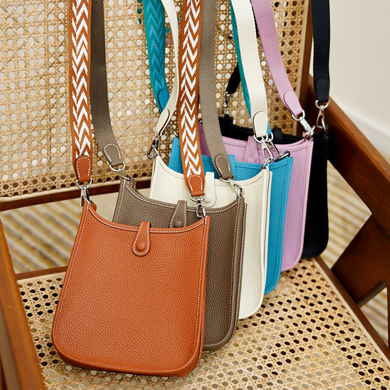 Teacher Lu Highly Recommends | Hand-Sewn with Waxed Thread, Imported Tc Leather Mini Size Evelyn 16 Single-Shoulder Crossbody Women's Bag Teacher Lu Highly Recommends | Hand-Sewn with Waxed Thread, Imported Tc Leather Mini Size Evelyn 16 Single-Shoulder Crossbody Women's Bag
