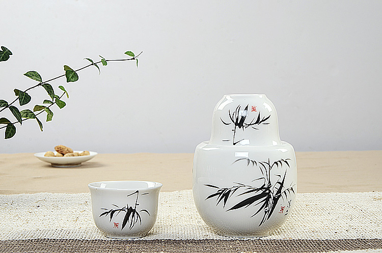 Hai ly rượu ấm ấm rượu gốm sứ lẩu men ấm nóng gia ly ruou vang