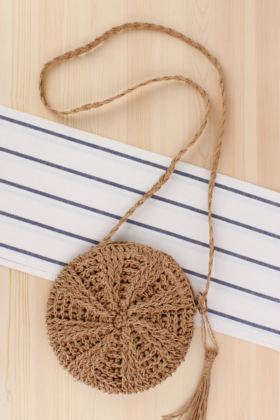 New Round Tassel Handmade Shoulder Messenger Straw Woven Bag 22*22cm display picture 2