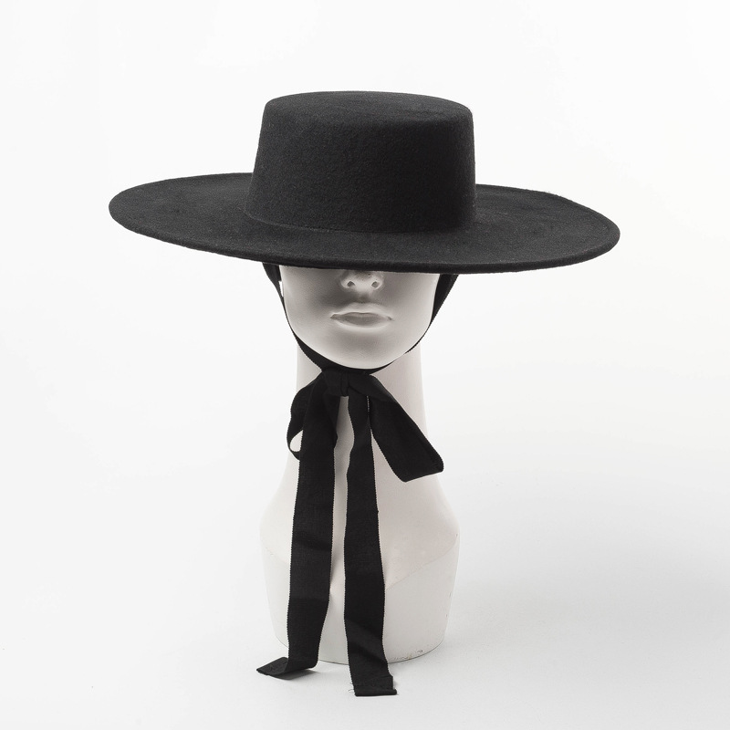 Autumn and Winter Large-Brimmed Wool Felt Flat-Top Hat for Catwalk Stage Performances, Wedding Dresses, Banquets, and Photography, Solid Color Felt Hat