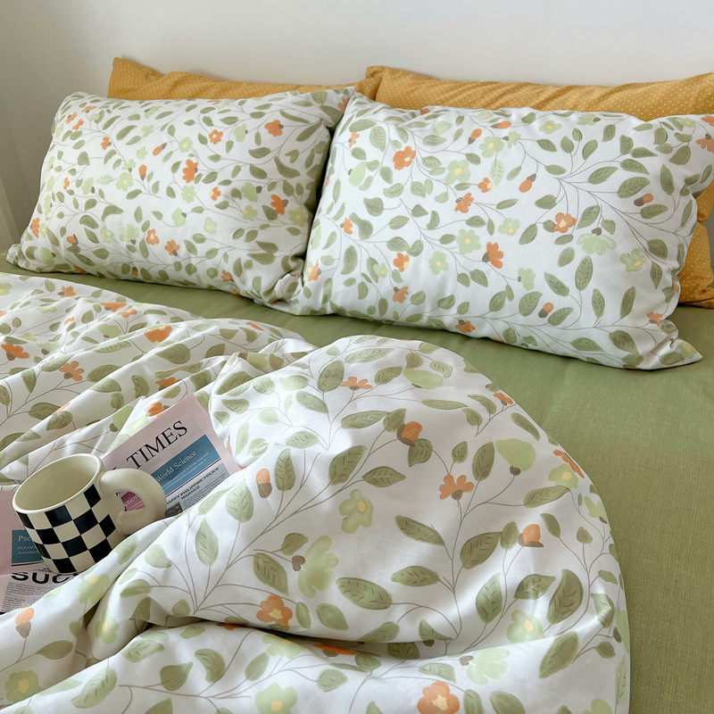 Small fresh cream small floral cotton four-piece spring autumn summer ins cotton quilt cover sheet skin-friendly bedding