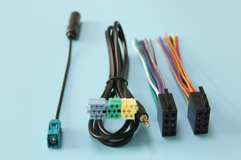 Fox Small Head ISO Golf 6 New Bora Original Car CD Machine tail Line Power Trumpet Wire FM Antenna AUX Line