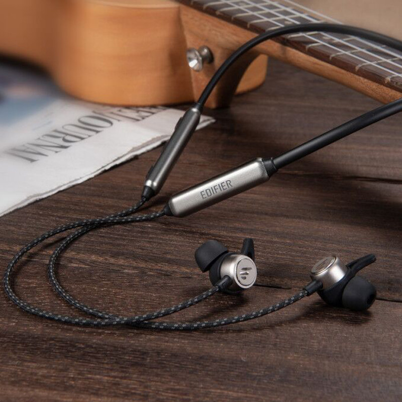 Edifier Quad-core dual-motion coil wireless bluetooth headset collar neck hanging neck sports running binaural in-ear metal magnetic graphene ear hanging noise-cancelling headset W300BT