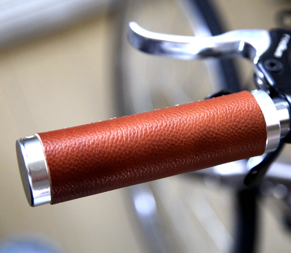Single classic H family Baja leather brown lychee pattern hand-stitched retro handlebar cover supports customization 70-130m