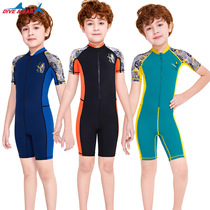 New children swimsuit mens one-piece short sleeves shorts sunscreen for children drift and dry swimsuit