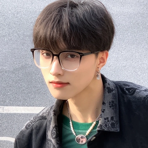 Градиент черные бокалы мужской прилив прилив красавенный квадратный квадратный анти -мыл -прозрачный зеркало черное вычитание прозрачное прозрачное и концентрированное количество миопии