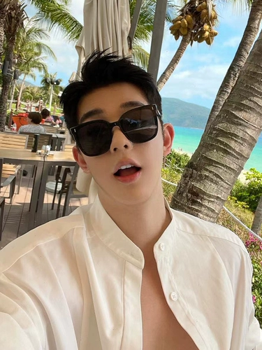 Солнцезащитные очки GM для мужчин, управляющих специальным вождением Polarizer 2025 Новые модные красивые высококачественные солнцезащитные очки.