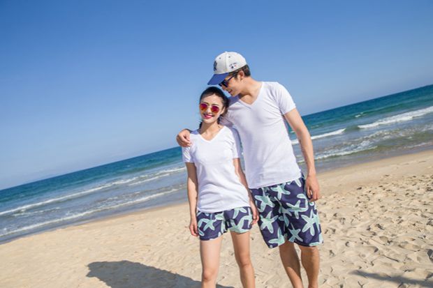 2016 mới đi biển Hàn Quốc kỳ nghỉ sao biển quần âu đôi quần nam và nữ bên bờ biển quần short nhanh khô quần đi biển nam	