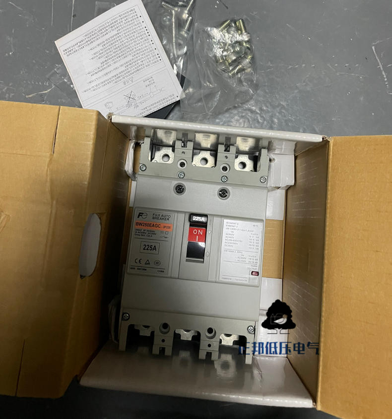 Original Japan Fuji Fe air switch circuit breaker BW250EAGC 3P225A warranty 2 years