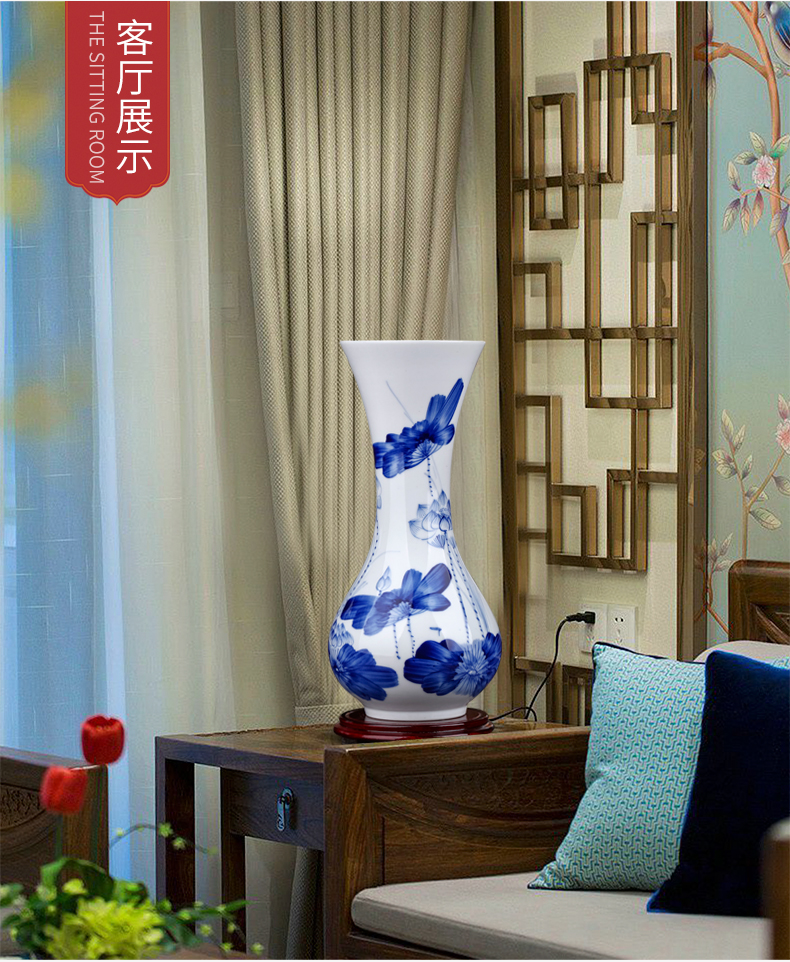 Jingdezhen ceramics hand - made of blue and white porcelain vase furnishing articles sitting room of the new Chinese style household flower arranging TV ark, adornment