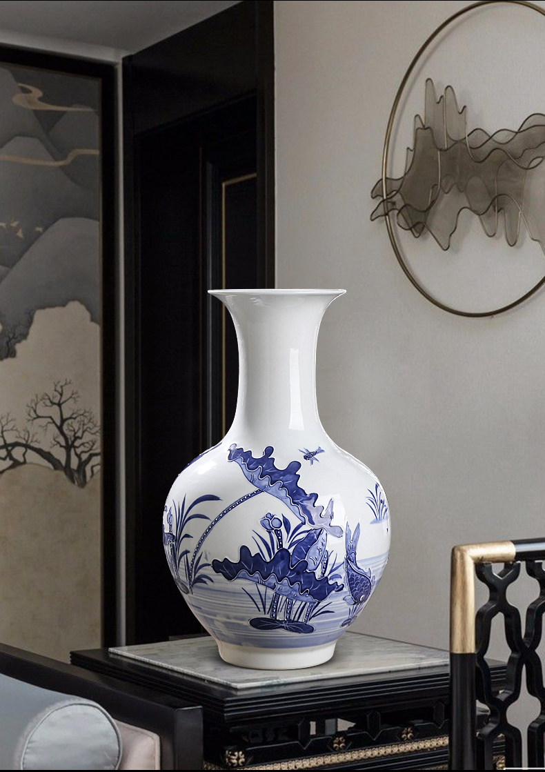 Jingdezhen ceramics hand - made reliefs of blue and white porcelain vase furnishing articles of Chinese style living room porch household flower decorations