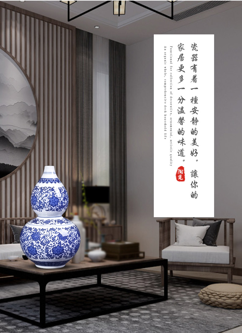 Jingdezhen ceramics antique blue and white porcelain vases, flower arranging new Chinese style living room decorations rich ancient frame furnishing articles