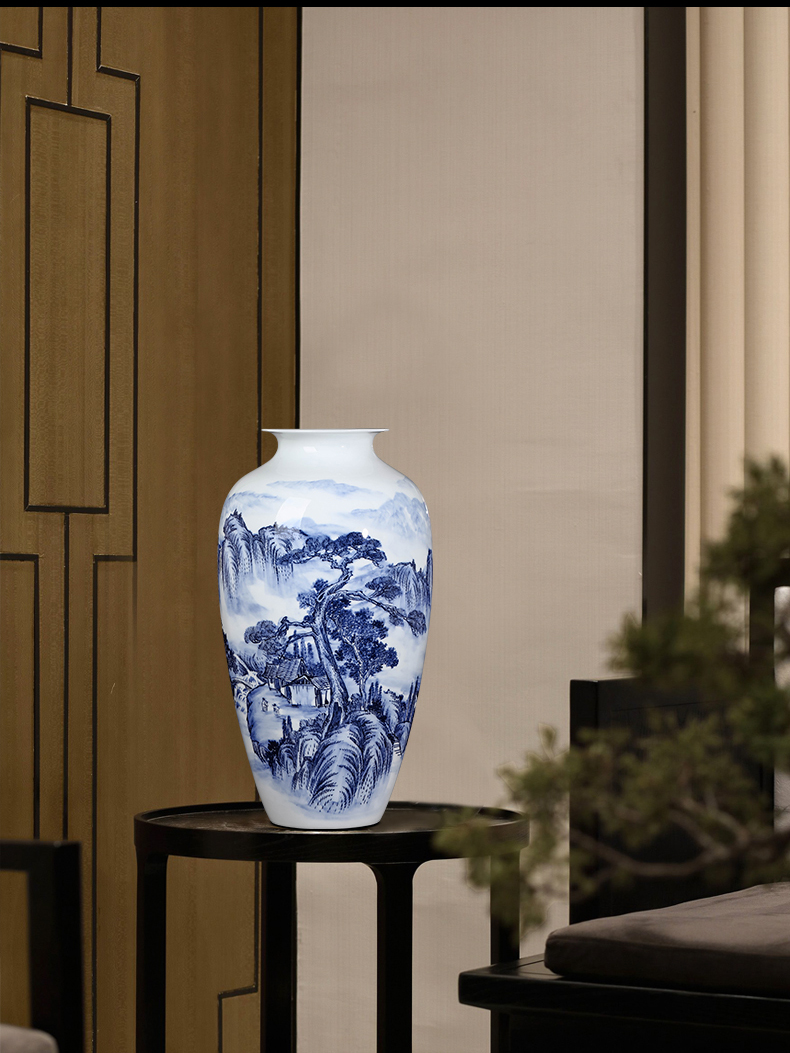 Jingdezhen ceramics by hand draw flower arranging Chinese antique blue and white porcelain vase is placed in the sitting room porch decoration