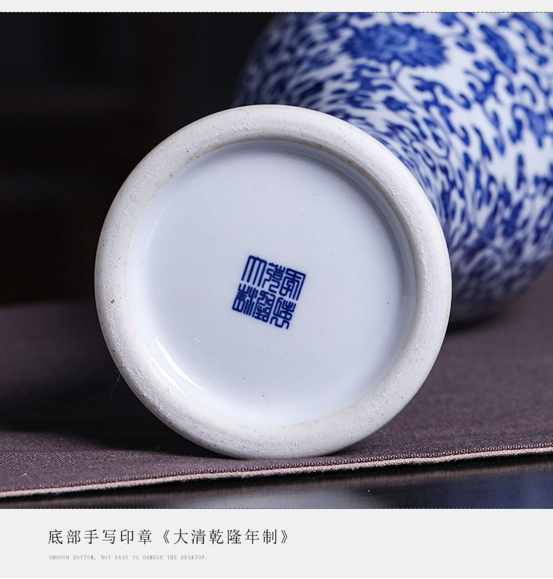 Jingdezhen ceramics antique blue and white porcelain vases, flower arranging furnishing articles sitting room of Chinese style household adornment rich ancient frame decoration