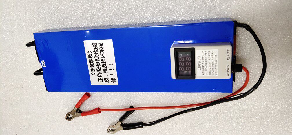 24V50A lithium iron phosphate charger 29 2v adjustable large current charger 8 strings of iron lithium lithium battery