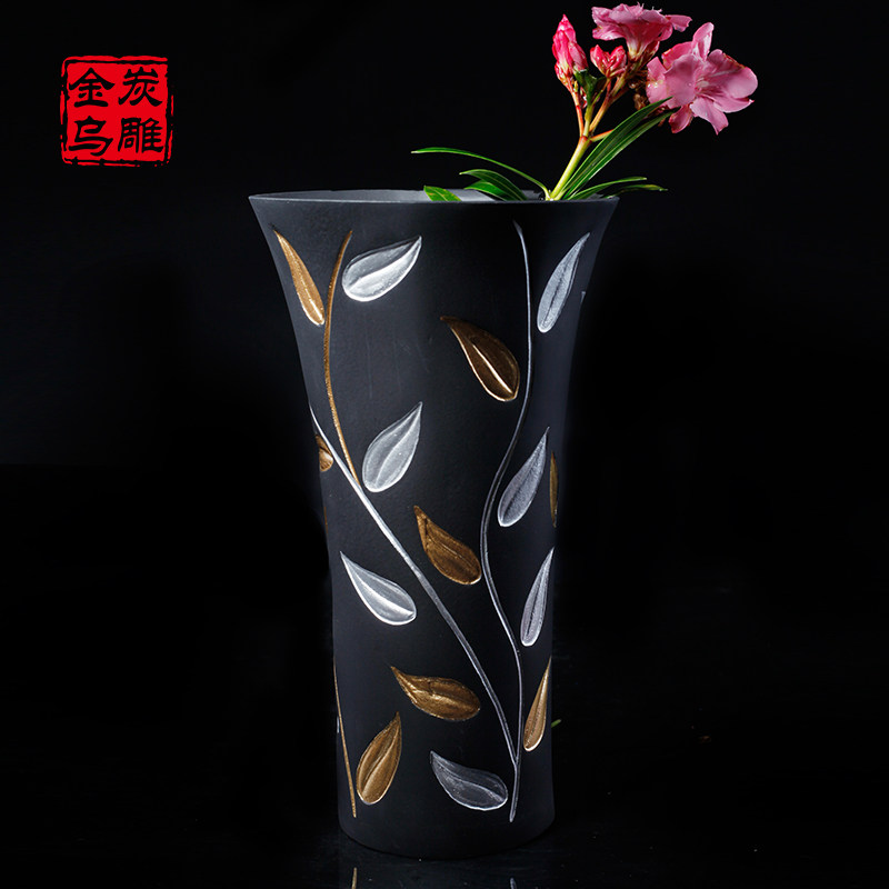 Jinwu charcoal carved leaves brilliant vase entrance TV cabinet ornaments rich bamboo decorations to send elders to friends