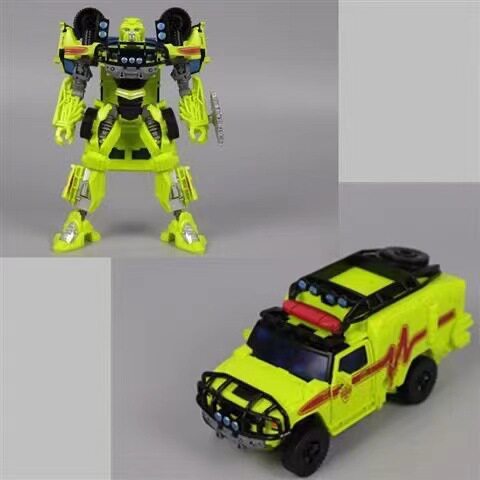 DABANMODEL Taipan Movie SS Ambulance Crowbar Wasp Stinger Car Transformation Toy