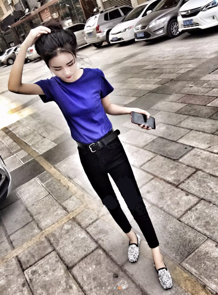 Bộ đồ nữ xã hội nhanh màu đỏ nam loli tối màu với cùng quần jeans + áo thun nữ xã hội tinh thần hai mảnh thoi trang cong so