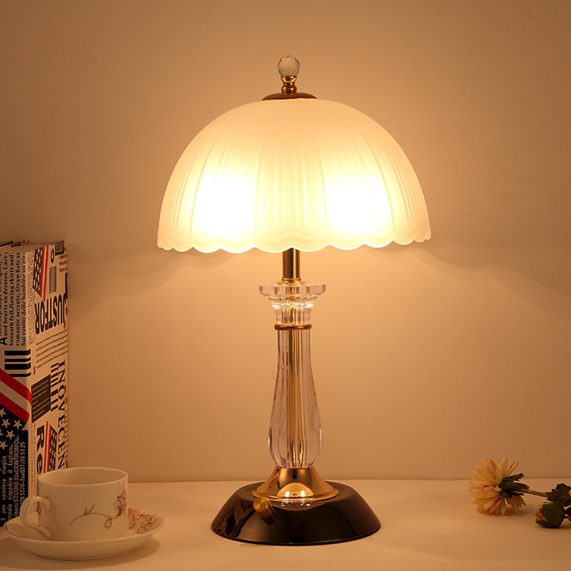 Table lamp Bedroom bedside table lamp Simple modern creative dimming European warm home warm light feeding glass table lamp