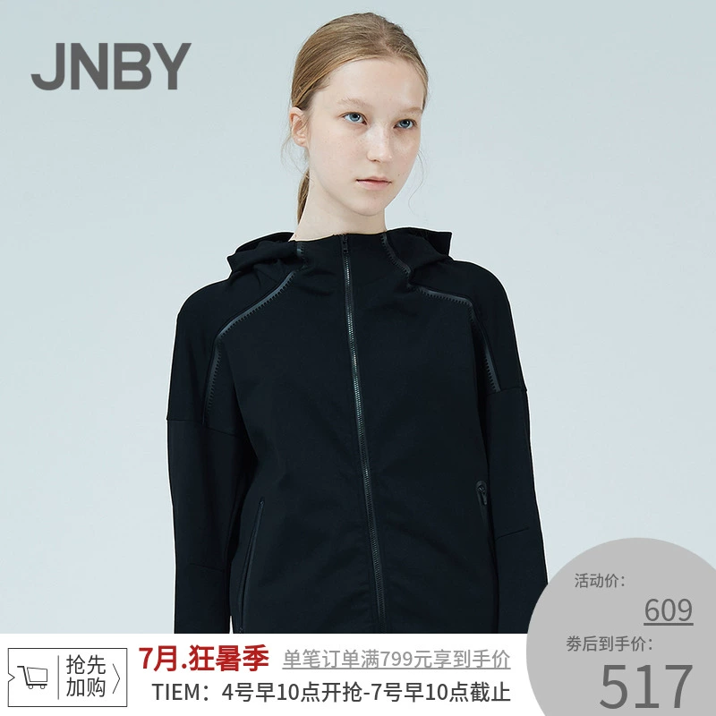 Bộ đếm chính hãng JNBY / Jiangnan 2020 mùa thu nữ áo len thể thao trùm đầu áo len cardigan 5J1232600 - Áo len