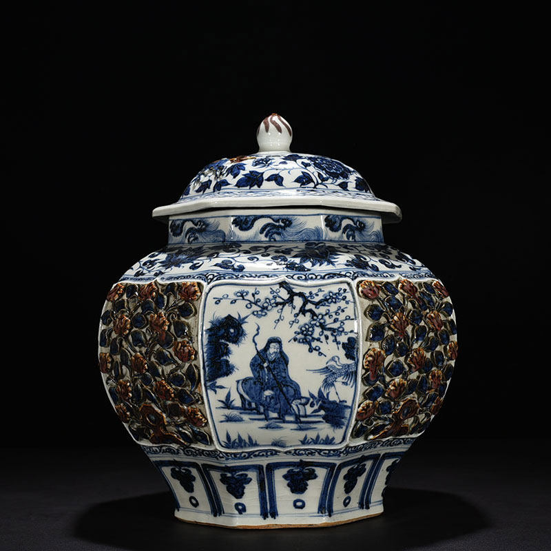 Yuanqing flower glazed in red appliqued plastic flower Four love characters Grain Cover Jar