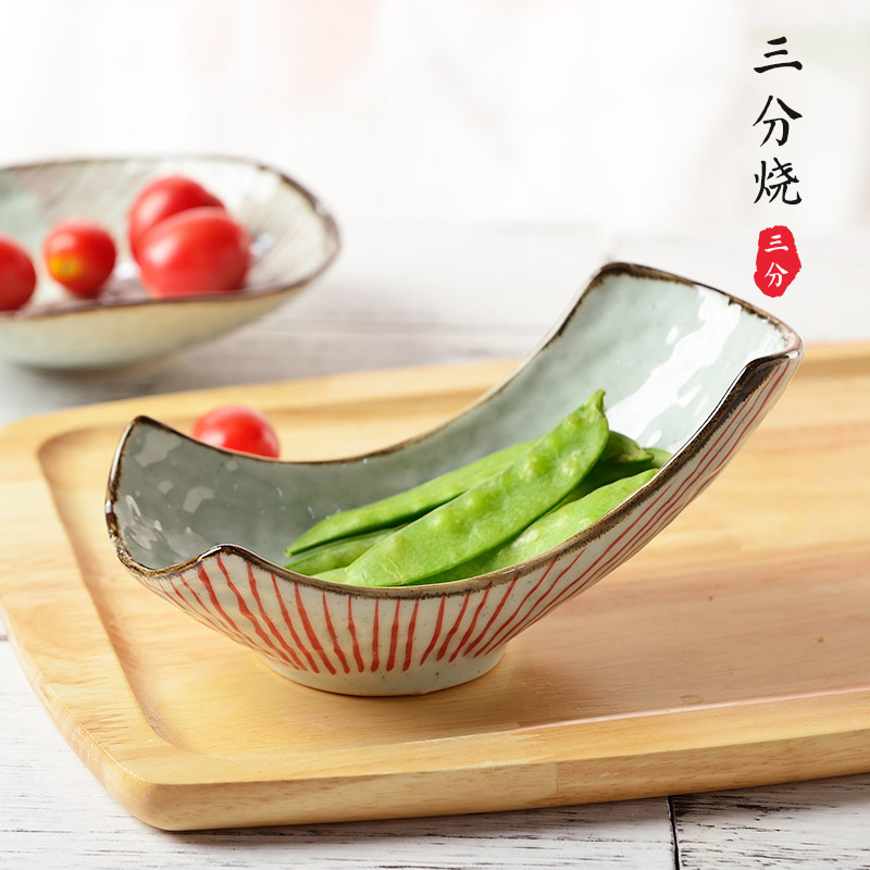 30% Fever Creativity Personality Cute High Temperature Resistant Ceramic Bowl Boat Shaped Bowls Day Style Refreshments Bowl Front Dish Cutlery Cutlery Glaze