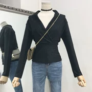 Áo sơ mi dài cổ chữ V mùa thu 17 thon gọn, áo sơ mi dài tay ngọt ngào phiên bản Hàn Quốc của áo sơ mi nữ màu rắn mới.