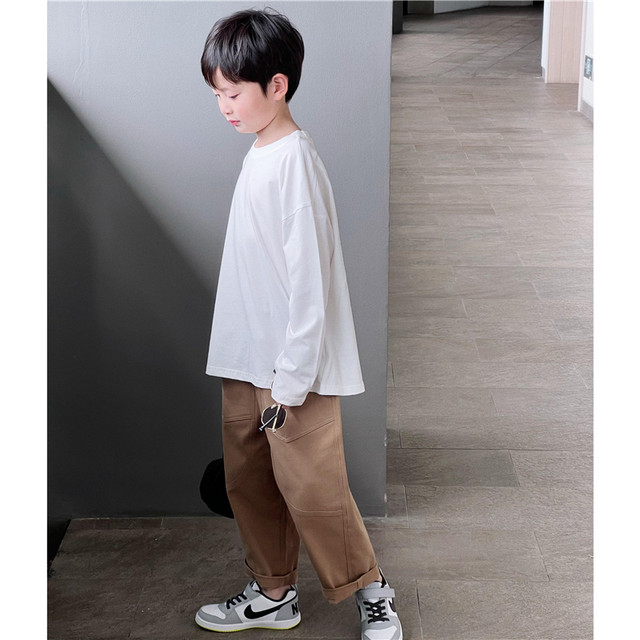 Tongtongma custom Korean style loose pure cotton back to U-shaped T-shirt for boys and girls , ຂະຫນາດກາງແລະຂະຫນາດໃຫຍ່ຂອງເດັກນ້ອຍ tops ຄໍມົນສໍາລັບພາກຮຽນ spring ແລະດູໃບໄມ້ລົ່ນ.