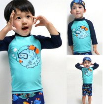 Korean childrens boys and girls long sleeved sunscreen floating clothes boys cute split boxer pants small fish hot spring swimsuit