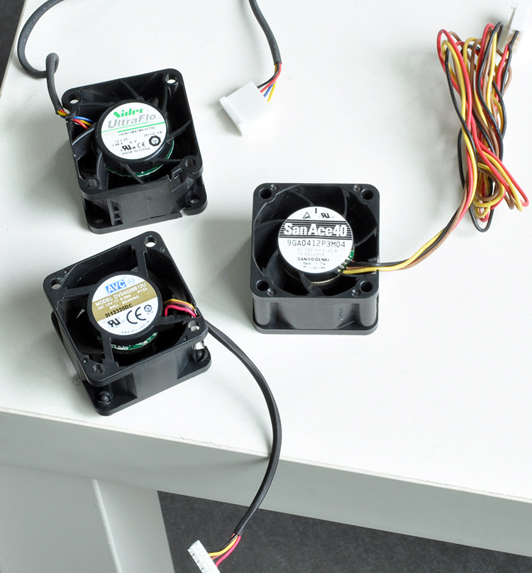 Large air volume 4cm cm AVC Sanyo Delta 4028 4056 double ball 4-wire temperature control cooling violent fan