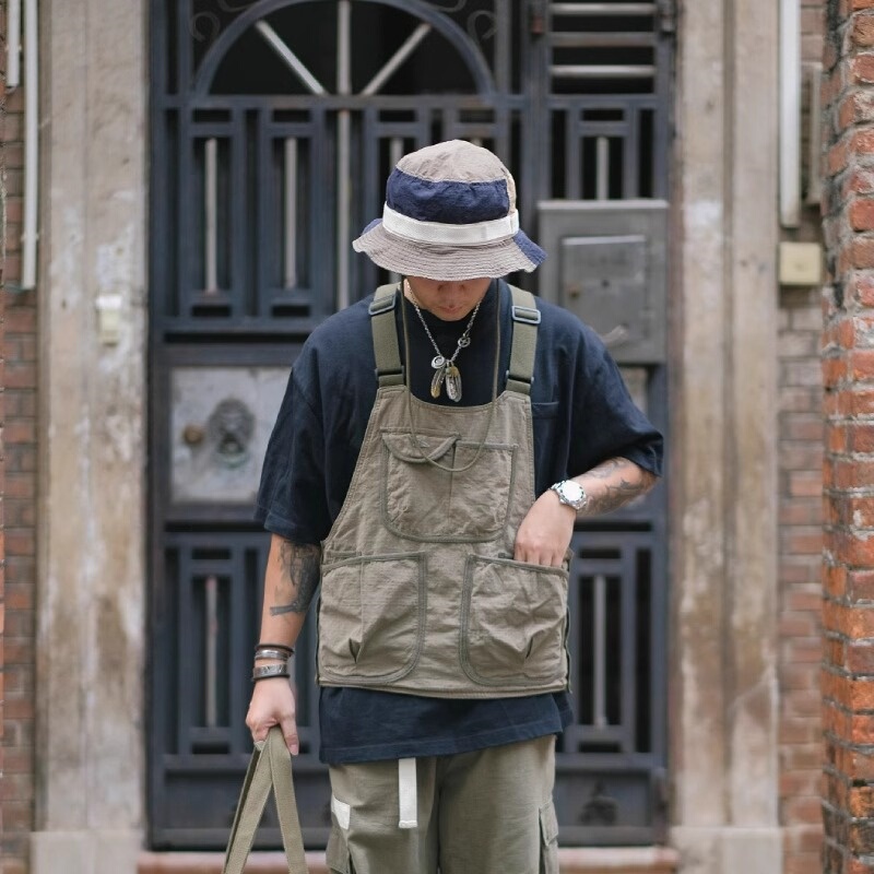 Senye American Retro Mountain-Style Vest Outdoor Functional Workwear Vest with Multiple Pockets Apron Vest Unisex