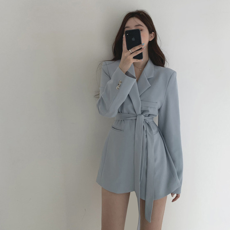 Suit women in autumn 2021 new belt small suit jacket goddess fan commuting loose leisure medium and long version