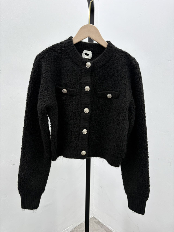 Swedish Brand 39.9 Euros, Includes Wool Retro Chanel-Style Jacket, Teddy Fleece Sweater, Short Jacket, Flight Jacket Swedish Brand 39.9 Euros, Includes Wool Retro Chanel-Style Jacket, Teddy Fleece Sweater, Short Jacket, Flight Jacket